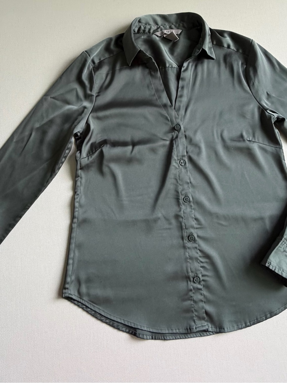H&M Olive Green Lightweight Blouse